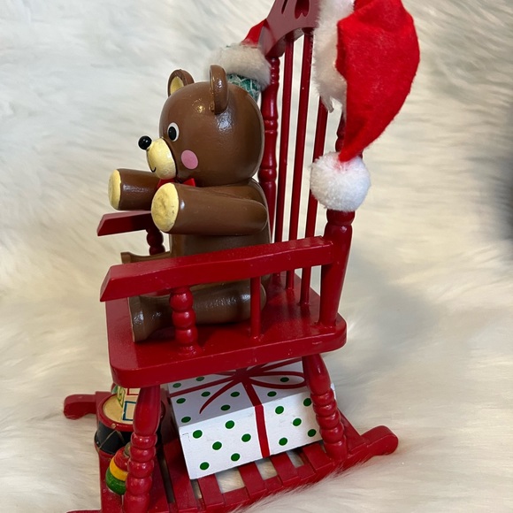 Vintage Musical teddy on rocker regal gifts works - Picture 4 of 4